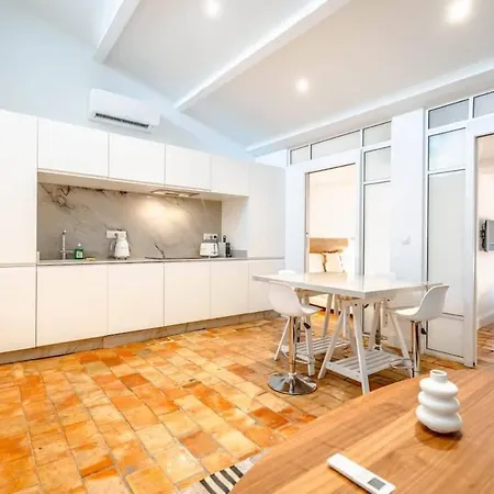 Hyper Centre - 3 -50m Du Port Apartment *